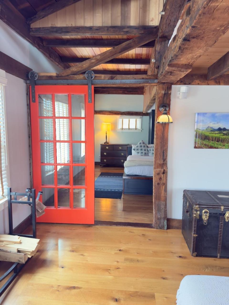 فندق Magical Post And Beam Loft Downtown Newport! المظهر الخارجي الصورة